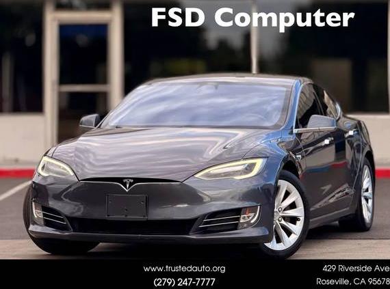 TESLA MODEL S 2017 5YJSA1E23HF199726 image